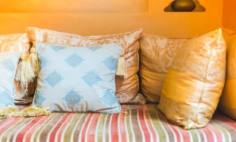 Sofa Pillow - Traditional Color Palettes